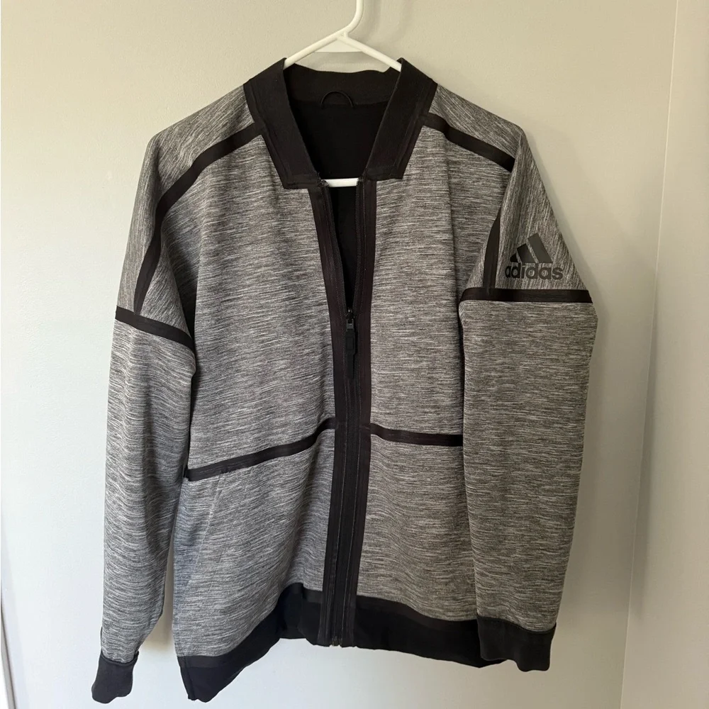 Adidas REVERSIBLE Men's Black Windbreaker Jacket